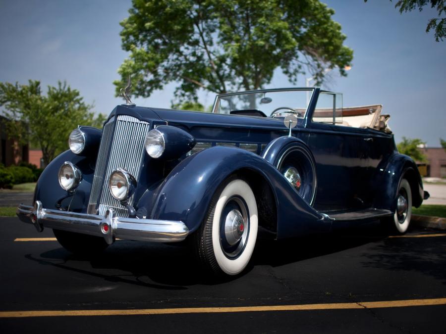  Packard Super Eight Convertible Victoria 1937 года  (фото 1 из 1)